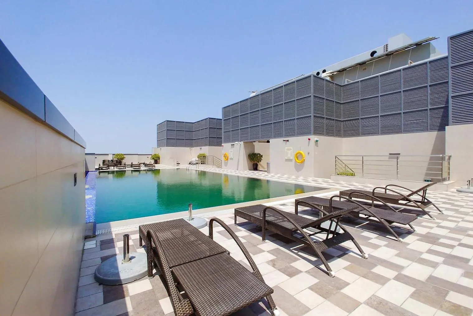 Blueground Sheikh Zayed Rd Pool Gym Dxb-143 Apartment Dubai